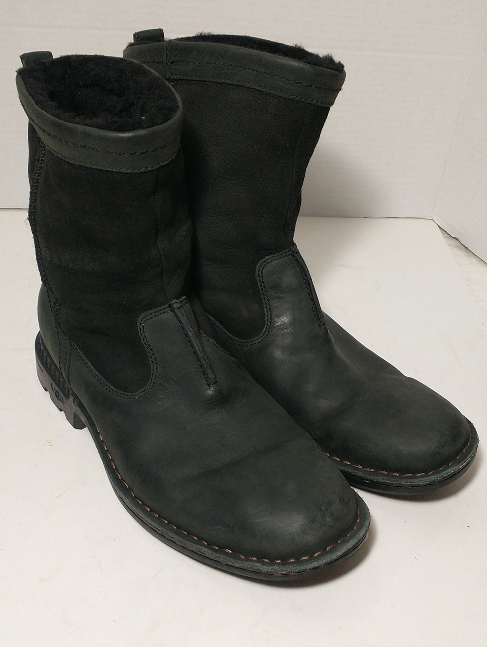 UGG Hartsville Waterproof Sheepskin Leather Boots, Men Size 9.5, Black, Winter